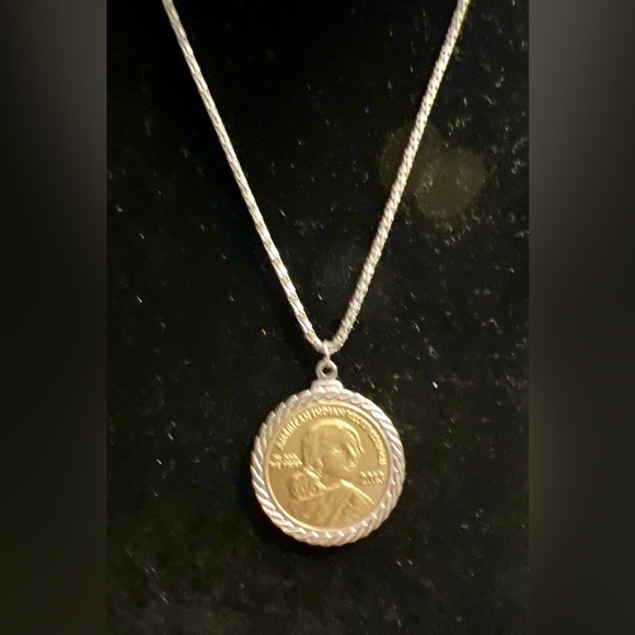 American Indian Relief council 2013 coin Pendant On Silver-Tone Chain - Picture 2 of 7